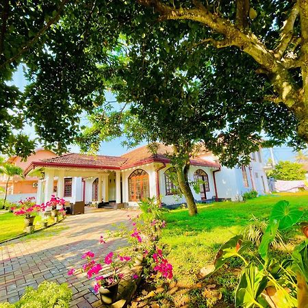Grand Villa Νεγκόμπο Εξωτερικό φωτογραφία